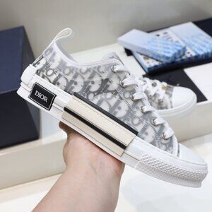 Dior White and Gray Classic Sneaker size 41